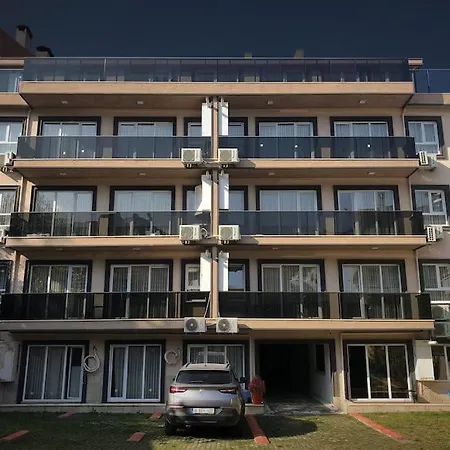 12 Daire 3m Apartman * Bursa